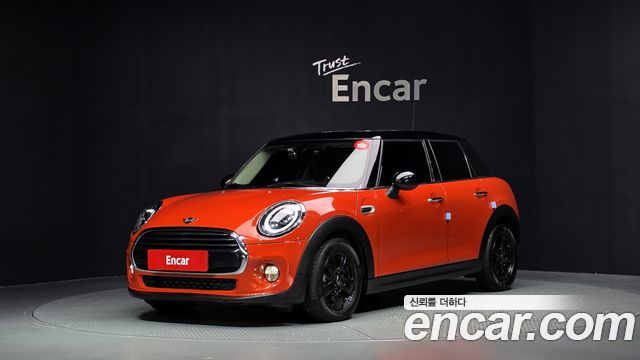 Mini Cooper 5Door Standard 3rd — пробег 82 295 км — фото 1 из 5
