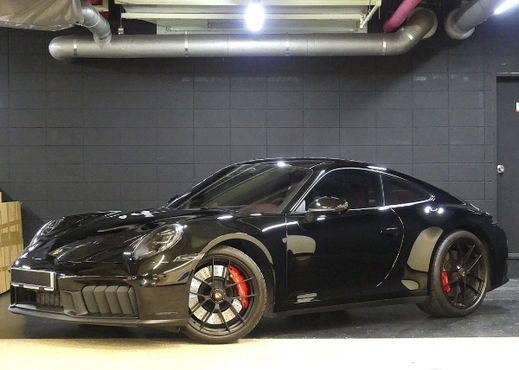 Porsche 911 Carrera 4 GTS — пробег 3 600 км — фото 2 из 5