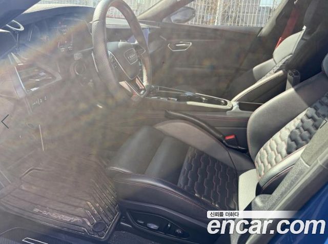 Audi RS e-tron GT из Кореи Encar