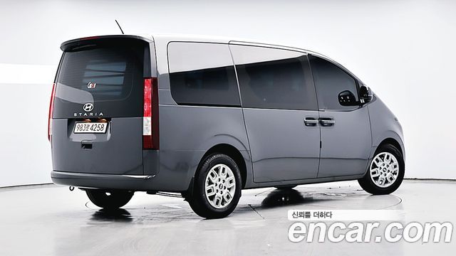 Hyundai Staria из Кореи Encar