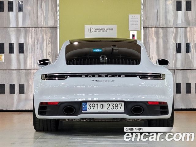 Porsche 911 Carrera S — пробег 23 700 км — фото 4 из 5