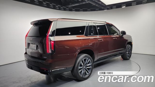 Cadillac Escalade 6.2 ESV ESV Sports Platinum — пробег 44 952 км — фото 2 из 5