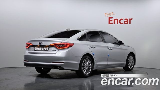 Hyundai Sonata 2.0 Smart — пробег 34 775 км — фото 2 из 5