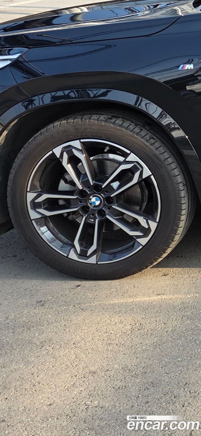 BMW X1 sDrive 20i M Sport — пробег 31 000 км — фото 5 из 5