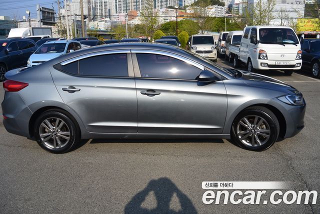 Hyundai AVANTE из Кореи Encar