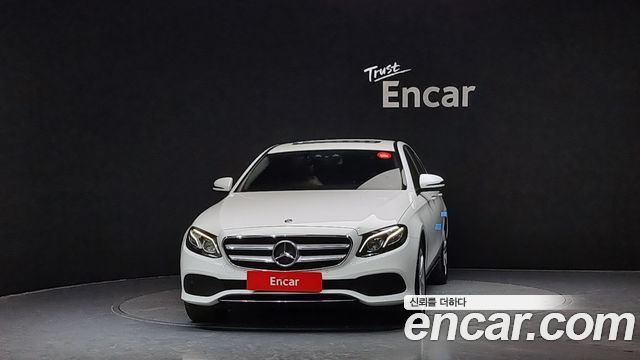 Mercedes-Benz E-Class E220d 4MATIC Avantgarde — пробег 89 183 км — фото 3 из 5