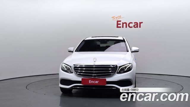 Mercedes-Benz E-Class из Кореи Encar