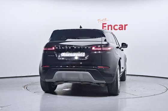 Land Rover Range Rover Evoque P250 S — пробег 10 095 км — фото 4 из 5