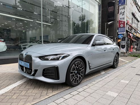 BMW i4 eDrive40 M Sports — пробег 1 324 км — фото 3 из 5