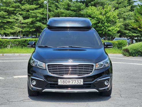 Kia Carnival 9-seater Hi-Limousine Prestige — пробег 146 000 км — фото 1 из 5