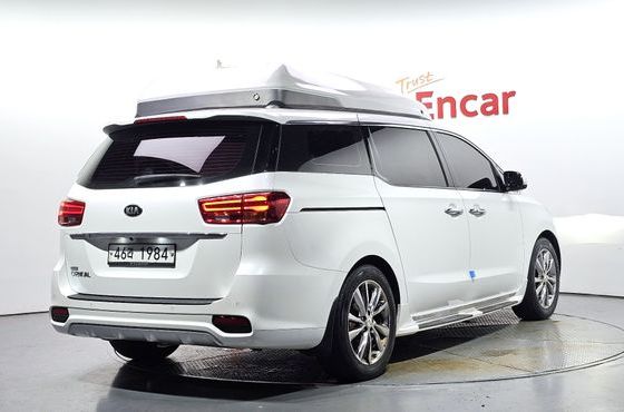 Kia Carnival Gasoline 9-Seater Noblesse Special — пробег 143 112 км — фото 2 из 5