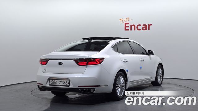 Kia K7 из Кореи Encar