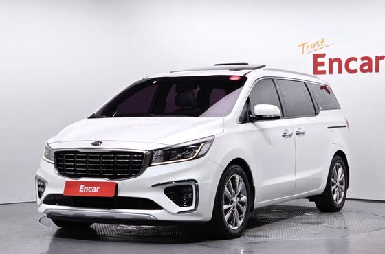 Kia Carnival 9-Seater Luxury — пробег 164 546 км — фото 1 из 5