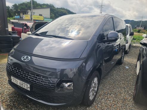 Hyundai Staria Tourer 11-Seater Modern — пробег 25 827 км — фото 1 из 5