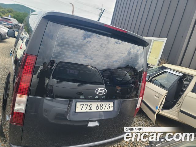 Hyundai Staria Tourer 11-Seater Modern — пробег 25 827 км — фото 4 из 5