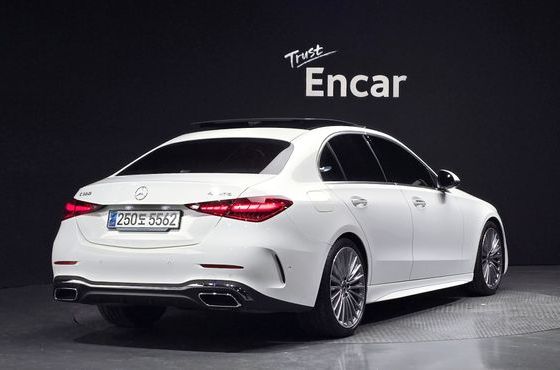 Mercedes-Benz C-Class C300 4MATIC AMG Line — пробег 13 374 км — фото 2 из 5