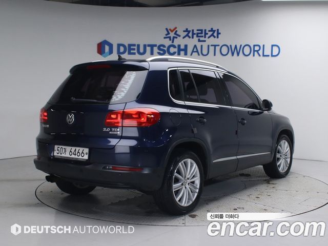 Volkswagen Tiguan 2.0 TDI  Premium 5N — пробег 201 279 км — фото 2 из 5