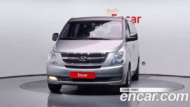 Hyundai Starex 12-Seater Wagon CVX Premium — пробег 131 189 км — фото 3 из 5