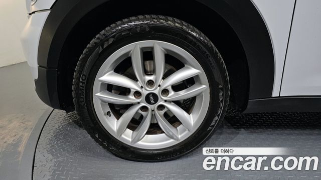 Mini Countryman из Кореи Encar