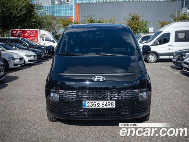 Hyundai Staria HEV 1.6 Tourer 9-Seater Modern — пробег 400 км — фото 3 из 5