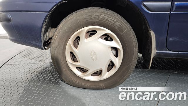 Kia Avella из Кореи Encar