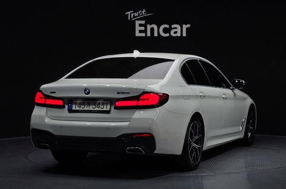 BMW 5-Series 530i xDrive M Sport Package — пробег 44 391 км — фото 2 из 5