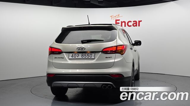Hyundai Santafe Diesel(e-VGT) 2.0 2WD Exclusive — пробег 119 025 км — фото 4 из 5