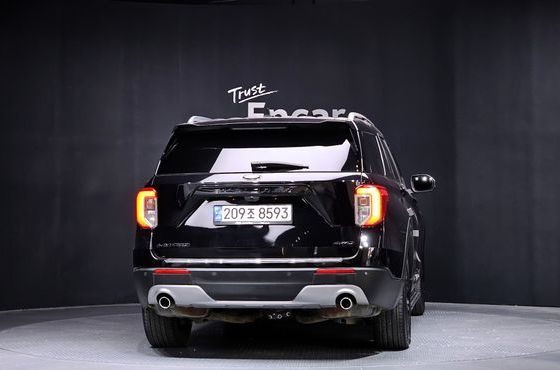 Ford Explorer 2.3 LimIted 4WD — пробег 56 704 км — фото 4 из 5