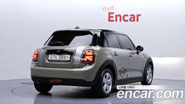 Mini Cooper из Кореи Encar
