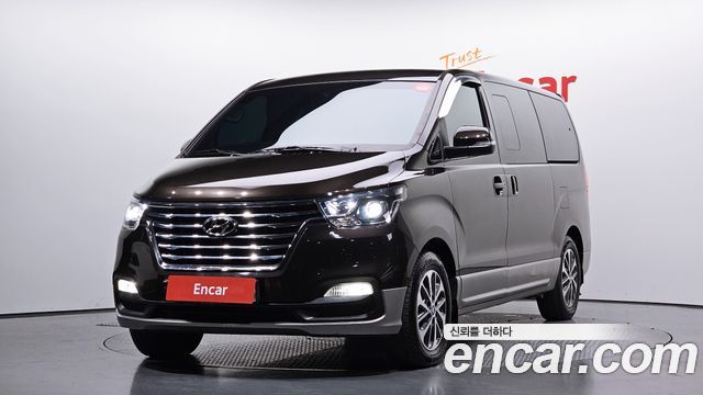Hyundai Starex Urban 9-Seater Exclusive — пробег 92 909 км — фото 1 из 5
