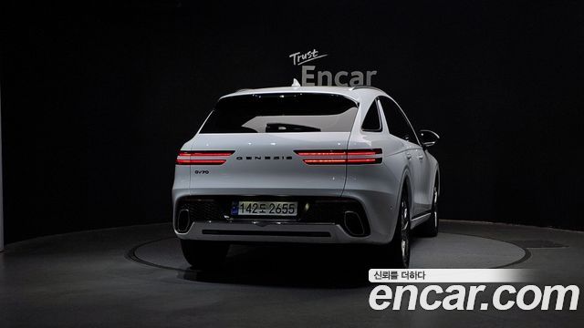 Genesis GV70 из Кореи Encar