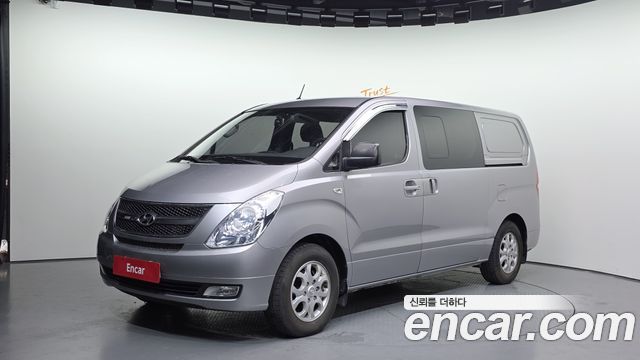 Hyundai Starex 5-Seater VAN CVX Luxury — пробег 126 520 км — фото 1 из 5