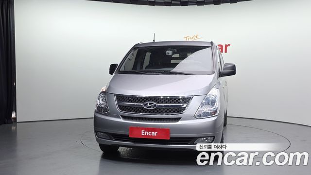 Hyundai Starex 5-Seater VAN CVX Luxury — пробег 126 520 км — фото 3 из 5