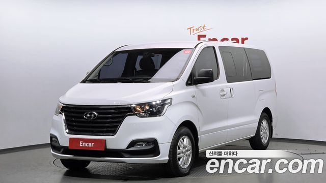 Hyundai Starex Van 5-Seater Modern — пробег 39 004 км — фото 1 из 5