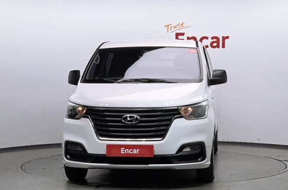 Hyundai Starex Van 5-Seater Modern — пробег 39 004 км — фото 3 из 5
