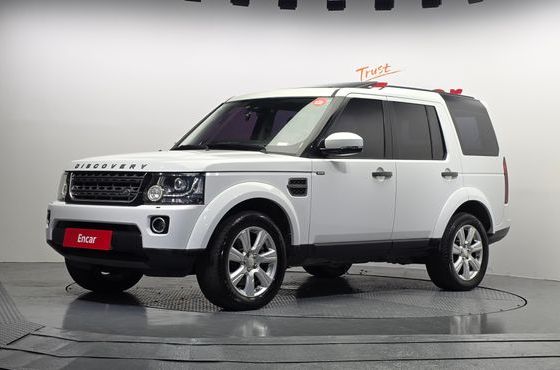 Land Rover Discovery 3.0 SDV6 SE — пробег 180 351 км — фото 1 из 5