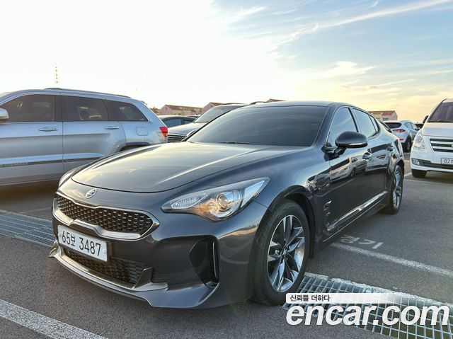 Kia Stinger из Кореи Encar