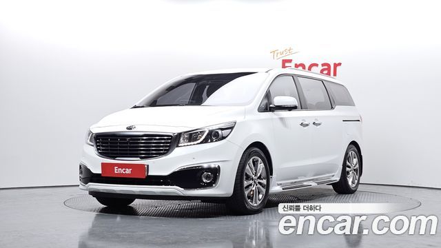 Kia Carnival 9-seater Prestige — пробег 89 612 км — фото 1 из 5
