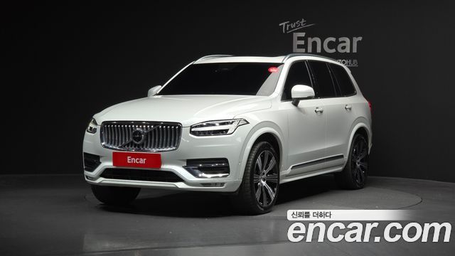 Volvo XC90 B6 Ultimate Bright — пробег 83 450 км — фото 1 из 5