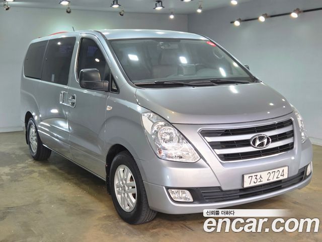Hyundai Starex 12-Seater Wagon Smart — пробег 85 506 км — фото 3 из 5