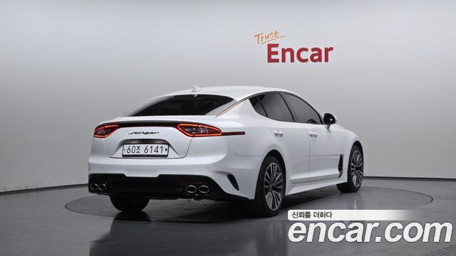 Kia Stinger из Кореи Encar