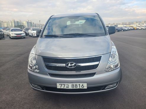Hyundai Starex 12-Seater Wagon CVX Premium — пробег 220 880 км — фото 3 из 5