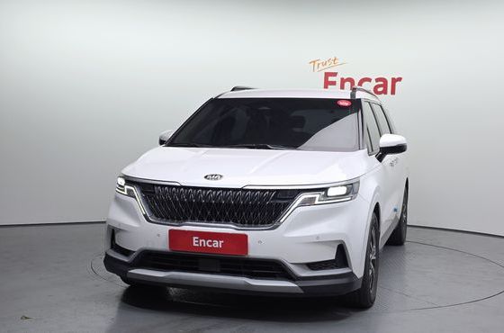 Kia Carnival 9-Seater Prestige — пробег 170 555 км — фото 3 из 5