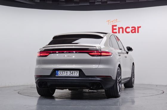 Porsche Cayenne 3.0 E-Hybrid Coupe — пробег 38 598 км — фото 4 из 5