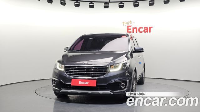 Kia Carnival 9-seater Prestige — пробег 99 220 км — фото 3 из 5