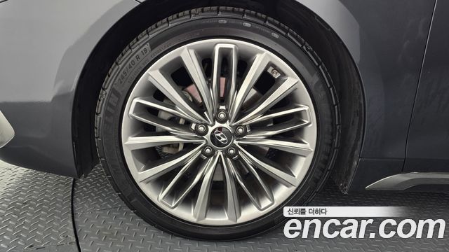 Hyundai Grandeur из Кореи Encar