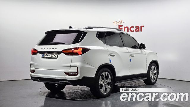 Ssangyong Rexton из Кореи Encar