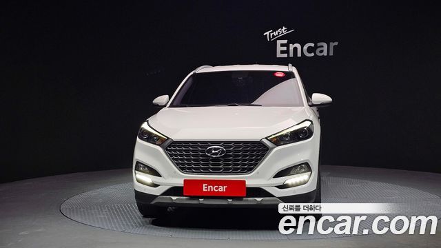 Hyundai Tucson Diesel 1.7 2WD Premium — пробег 166 966 км — фото 3 из 5