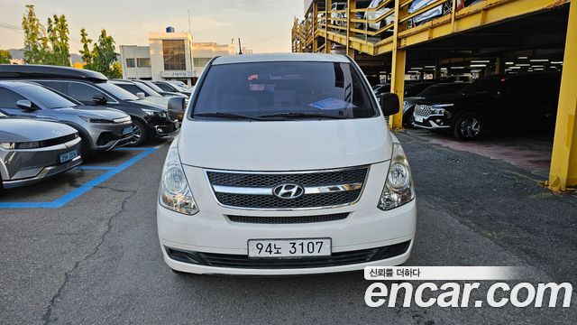 Hyundai Starex 3-Seater VAN CVX Deluxe — пробег 70 655 км — фото 3 из 5