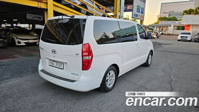 Hyundai Starex 3-Seater VAN CVX Deluxe — пробег 70 655 км — фото 4 из 5